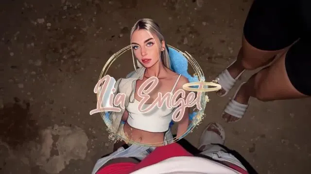 ABGESCHLEPPT! Musste ins Kissen stöhnen! Real Sex